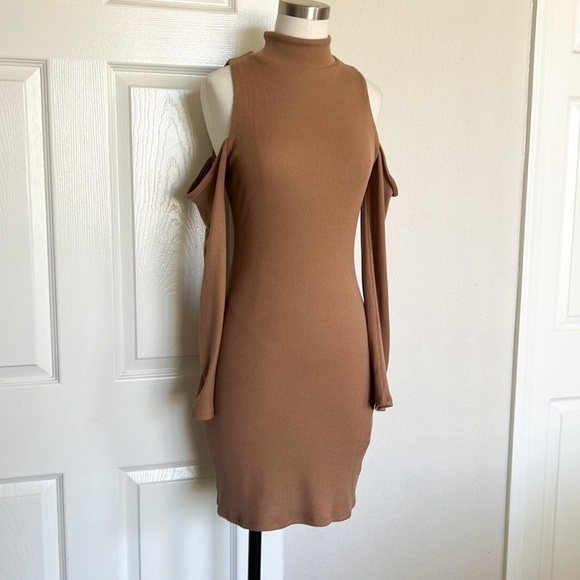 Privacy Please Lorraine Mini Dress in Taupe - Picture 4 of 8